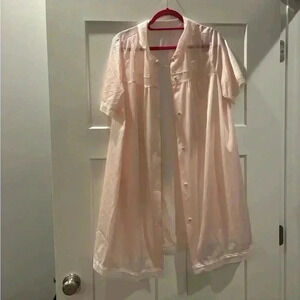 Vintage Shadowline nightgown Robe